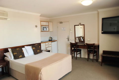Astor Metropole Hotel - Great Ocean Road Tourism 14