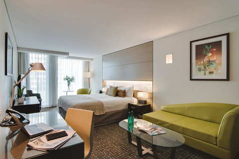 The Point Brisbane Hotel - Great Ocean Road Tourism 13