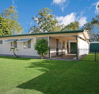 Lowset pet friendly cottage - Sunset Ave Bongaree - Great Ocean Road Tourism