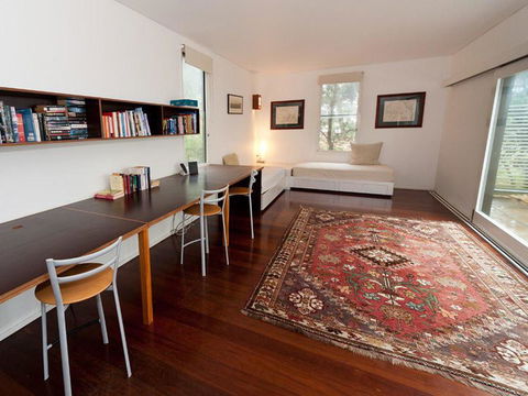 Aquila - Great Ocean Road Tourism 1