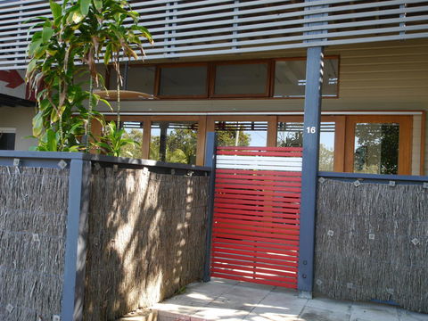 A AAA C-SHACK - Great Ocean Road Tourism 1