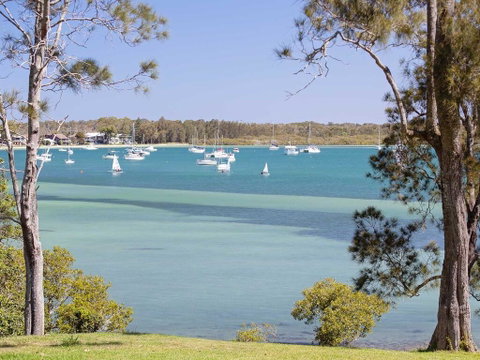 'Corlette Waterfront', 2/44 Danalene Parade - Waterfront Luxury, WIFI, Aircon, Boat Parking - Great Ocean Road Tourism 0