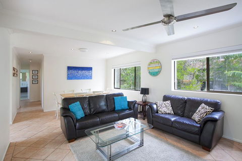 'Pandanus Cove' Apartment 5 - Great Ocean Road Tourism 1