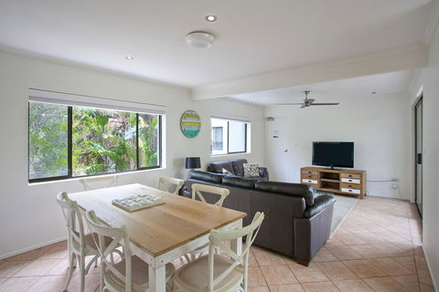 'Pandanus Cove' Apartment 5 - Great Ocean Road Tourism 0