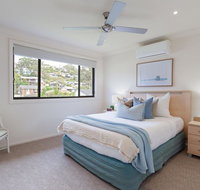 'Sandy Point Haven' 21a Sandy Point Rd - Stylish Haven with WIFI Air conditioning  Water views - Great Ocean Road Tourism