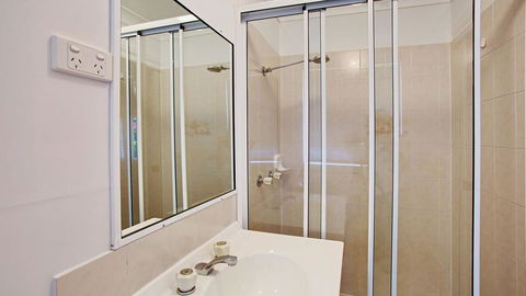 'The Hideaway' At Shoal Bay - Great Ocean Road Tourism 3