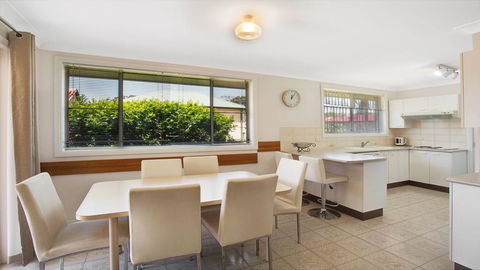 'The Hideaway' At Shoal Bay - Great Ocean Road Tourism 1