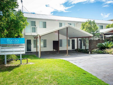 1 'Florida', 5 Lillian Street - 2 Min Walk To Beach, Shops & Restaurants - Great Ocean Road Tourism 0