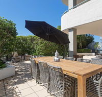 1 'Peninsula Waters' 2-4 Soldiers Point Road - Aircon pool  massive outdoor area
