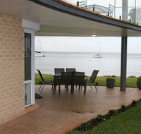 1 'The Clippers' 131 Soldiers Point Road - fabulous waterfront unit