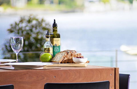 103 Noosa Parade - Great Ocean Road Tourism 2