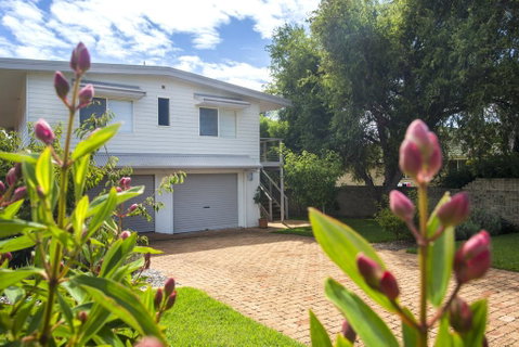 11 Riley St - Stylishly Modern - Great Ocean Road Tourism 0