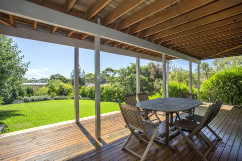 11 Riley St - Stylishly Modern - Great Ocean Road Tourism 3