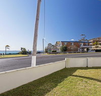13 'Bayview Towers' 15 Victoria Parade - ground floor unit with magical water views - Great Ocean Road Tourism