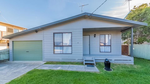 14 Lansell Road, Cowes - Great Ocean Road Tourism 3