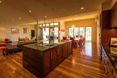 141 Providence Drive, Bowhill - Great Ocean Road Tourism 2