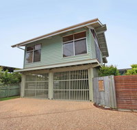 18 Northbeach Place Mudjimba Beach - Pet Friendly Linen Included WIFI - Great Ocean Road Tourism