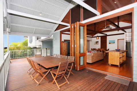 18 Northbeach Place, Mudjimba Beach - Pet Friendly, Linen Included, WIFI - Great Ocean Road Tourism 3