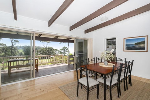 19 Buchan Street - Mollymooks Tee To Sea - Great Ocean Road Tourism 1