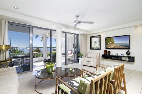 19 Noosa Pacific - Great Ocean Road Tourism 1