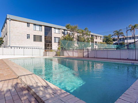2 'The Dunes', 38 Marine Drive - Pool, Tennis Court And So Close To The Beach - Great Ocean Road Tourism 1