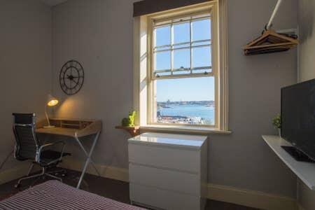 2 Bedroom Harbour View At The Rocks Heart Of CBD - Great Ocean Road Tourism 0