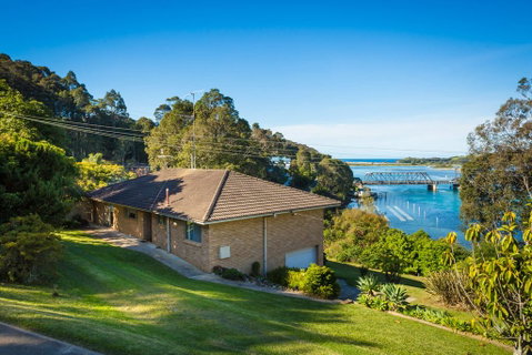 2 Water Crescent - Retro Haven - Great Ocean Road Tourism 0