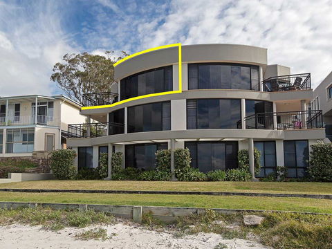 2/137 Soldiers Point Road - Luxury Unit On The Waterfront With Aircon And Free Unlimited Wi Fi - Great Ocean Road Tourism 1