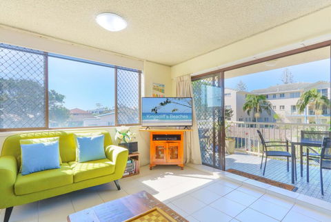 20 Kingsway 3 Bedroom Holiday Apartment - Great Ocean Road Tourism 0