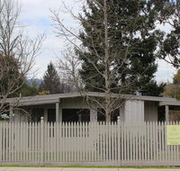 20 Toorak Rd Bright - Great Ocean Road Tourism