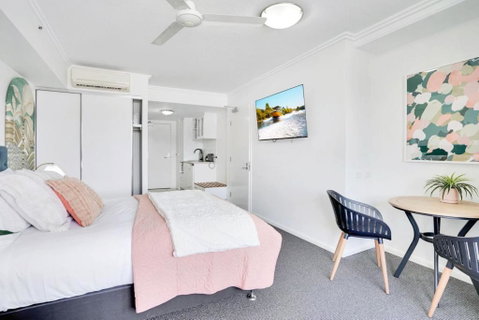 Cairns Central Studio - Great Ocean Road Tourism 2