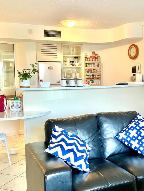 Cairns Esplanade Apartment - Great Ocean Road Tourism 4