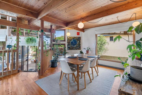 CHALET MOMA Port Elliot - BYO Linen - For Lovers Of Different - Great Ocean Road Tourism 3