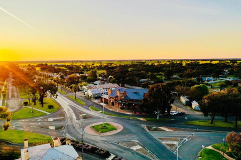 COMMERCIAL HOTEL KANIVA - Great Ocean Road Tourism 2