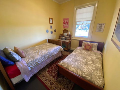 COMMERCIAL HOTEL KANIVA - Great Ocean Road Tourism 1