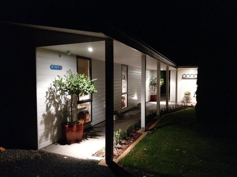 Cradle At Casa Blanca Country Retreat - Great Ocean Road Tourism 2