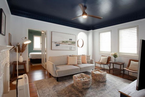 Deco Desire, Bellevue Hill Isyd - Great Ocean Road Tourism 0