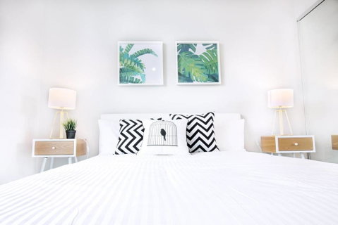 27, Docklands@2BD2BTH, SkyBus&Free Tram&TrainStation - Great Ocean Road Tourism 1