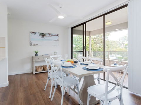 3 'Bangalee' 41 Soldiers Point Rd - Fantastic Waterfront Unit With Pool, WIFI & Chromecast - Great Ocean Road Tourism 0