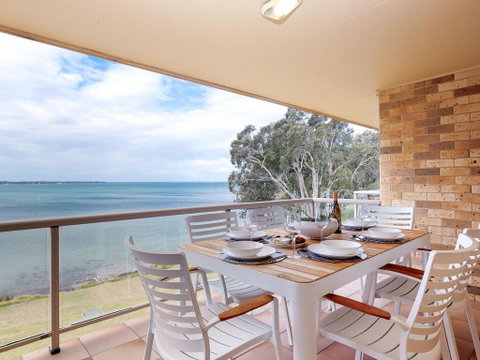 3 'Pelican Sands', 83 Soldiers Point Rd - Stunning Waterfront Unit With Magical Water Views & Air Conditioning - Great Ocean Road Tourism 0