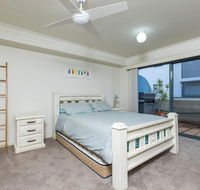 3 'Peninsula Waters' 2-4 Soldiers Point Rd - Beautiful Air Conditioned Unit with Pool Lift  WIFI