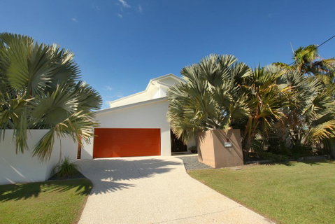 3 Bauhinia Crescent Marcoola - PET FRIENDLY, LINEN SUPPLIED, 500 BOND - Great Ocean Road Tourism 0