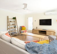 3 Bedroom Apartment Minutes from Main Beach - Great Ocean Road Tourism