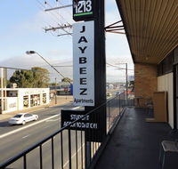 3 BEDROOM APARTMENT ST MARYS - Great Ocean Road Tourism