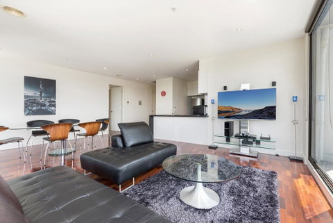 3-Bed Apartment With Parking Near Parks And Dining - Great Ocean Road Tourism 0