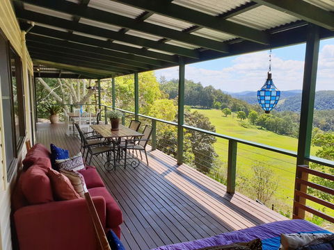 305 Montville - Great Ocean Road Tourism 0