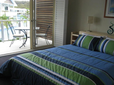 349 'Oaks Pacific Blue' 265 Sandy Point Road - Fantastic Pool - Great Ocean Road Tourism 3