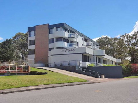 4 'The Point' 5-7 Mitchell Street- Stunnning Water Views With Air Conditioning - Great Ocean Road Tourism 1