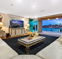 4.5 Million Dollar Surfers Paradise Dream Mansion - Great Ocean Road Tourism