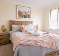 42 Rosemary Lane - Central Orange - Spacious Family Home - Quiet Lane - Great Ocean Road Tourism